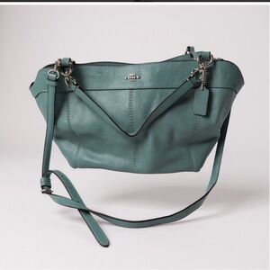 Coach Pebbled Leather Teal Shoulder Crossbody Bag F28912 Adjustable Strap